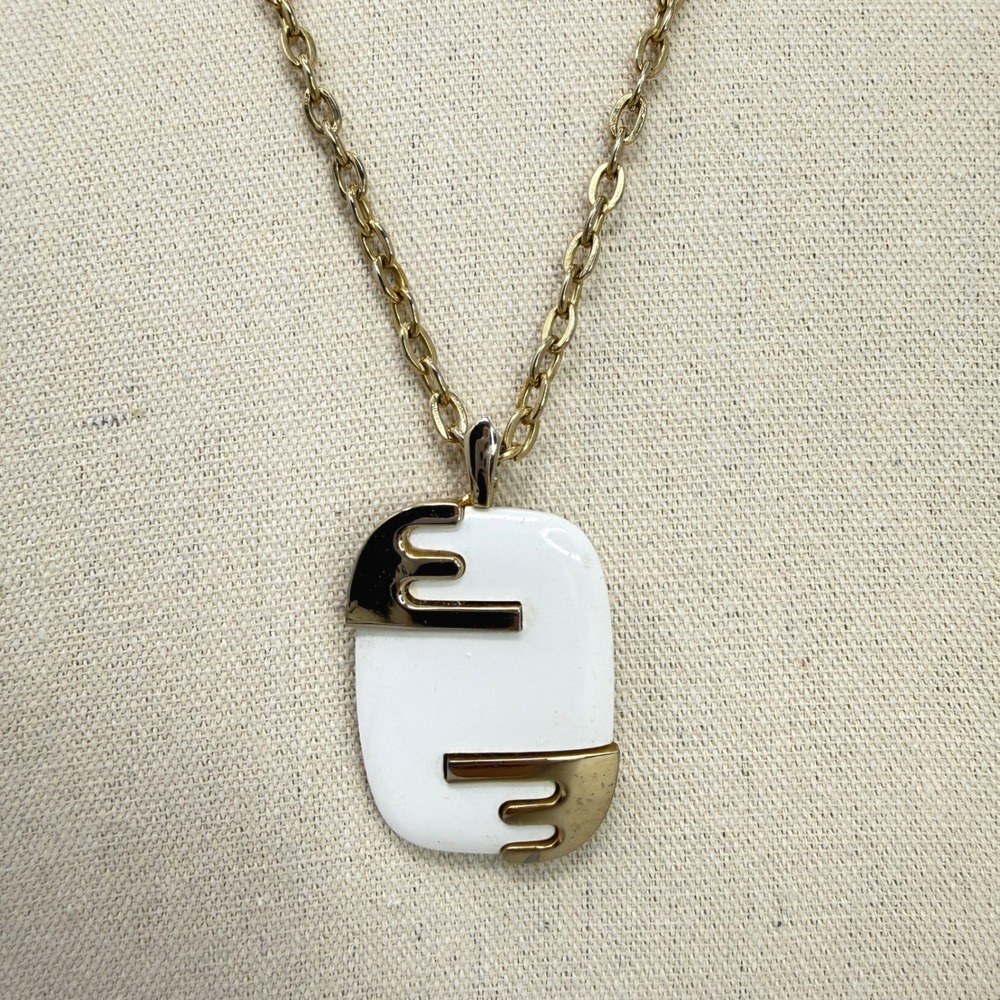 Vintage Modernist Necklace Chunky Enamelā Geometric Abstract Pendant Link Chain